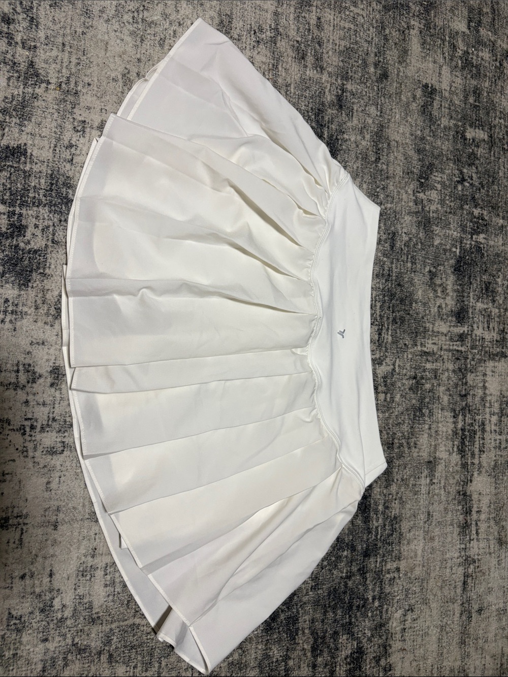 Classic White Pleated Skater Skirt - Lightweight Women's Activewear